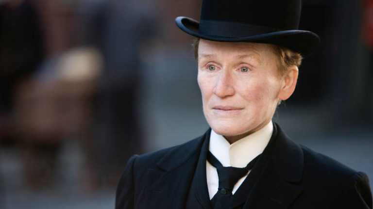 Albert Nobbs: recensione del film con Glenn Close Albert Nobbs: recensione del film con Glenn Close