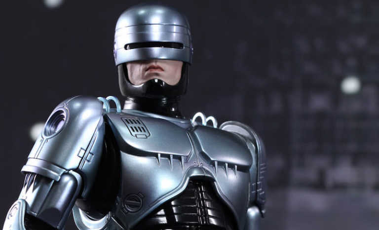 Robocop: quattro poster per il film del 1987 Robocop: quattro poster per il film del 1987
