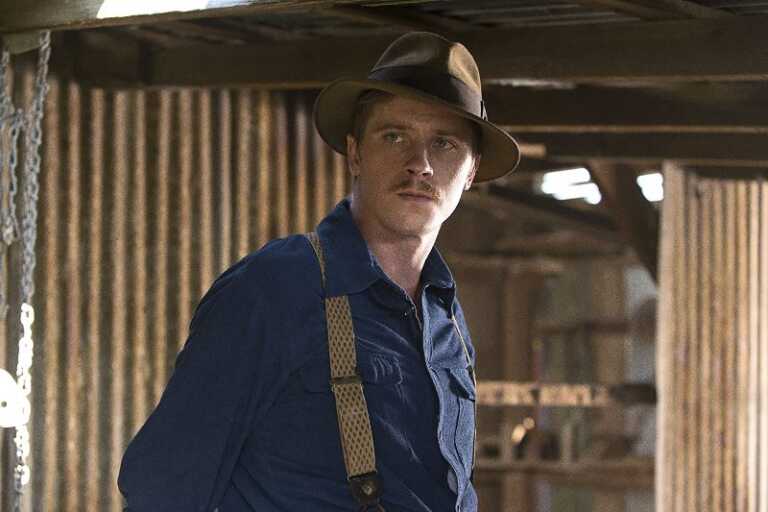 Garrett Hedlund: racconta la sua carriera tra Brad Pitt e Angelina Jolie Garrett Hedlund: racconta la sua carriera tra Brad Pitt e Angelina Jolie