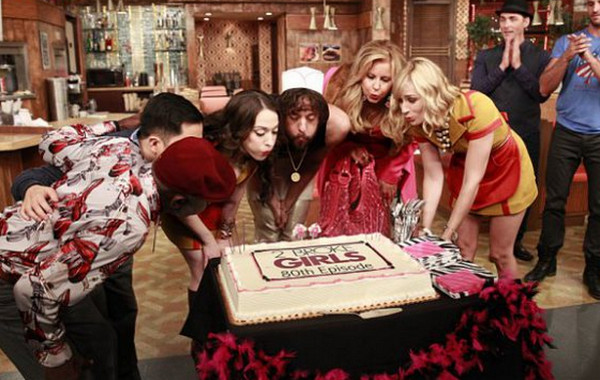 2-Broke-Girls-4x08-5
