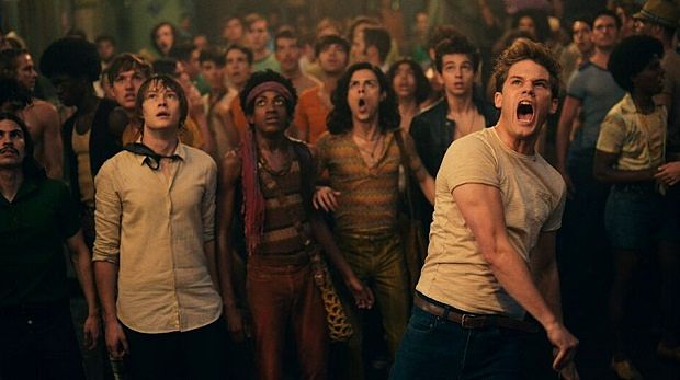 Stonewall: dal 5 maggio al cinema, ecco il trailer Stonewall: dal 5 maggio al cinema, ecco il trailer