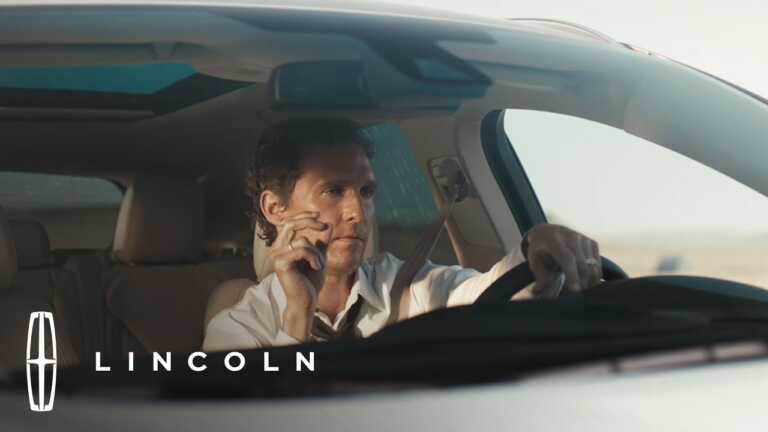 Matthew McConaughey elegante testimonial per Lincoln Matthew McConaughey elegante testimonial per Lincoln
