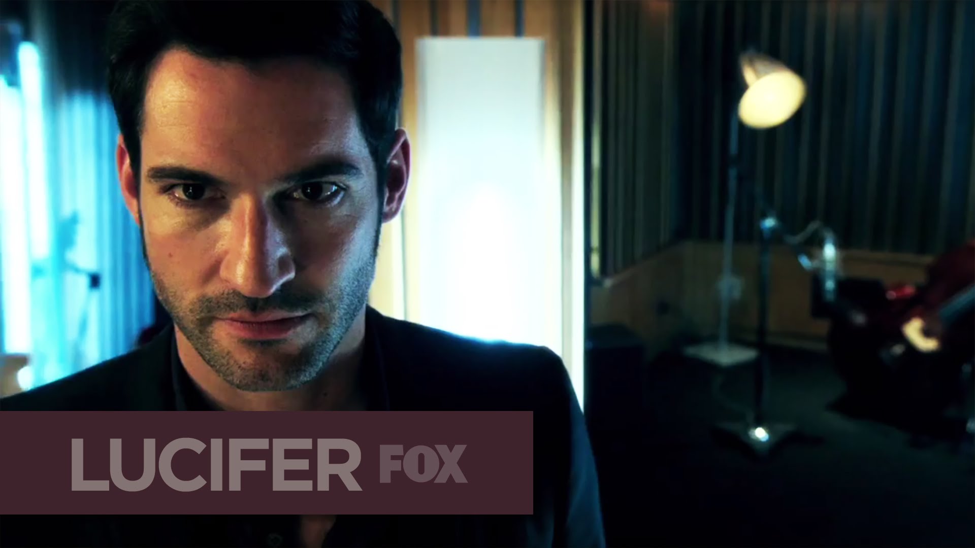 Lucifer: due nuovi promo della serie tratta dal lavoro di Neil Gaiman Lucifer: due nuovi promo della serie tratta dal lavoro di Neil Gaiman