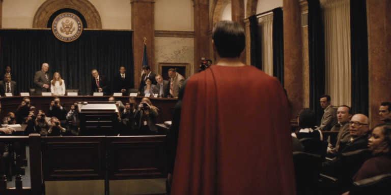 Batman v Superman: “Un potere assoluto corrompe assolutamente” Batman v Superman: “Un potere assoluto corrompe assolutamente”