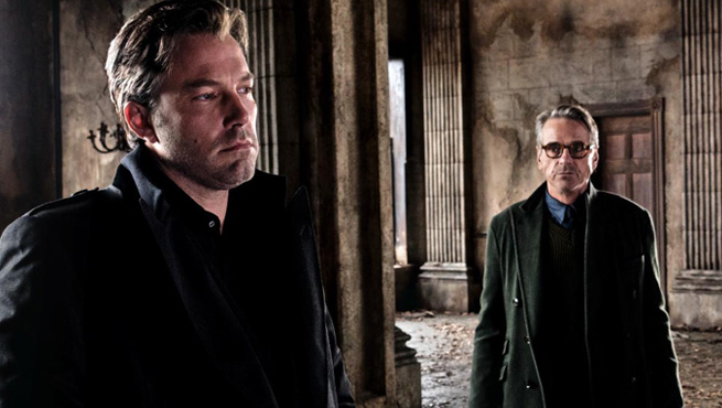 Batman v Superman: entriamo nell’ufficio di Bruce Wayne – foto Batman v Superman: entriamo nell’ufficio di Bruce Wayne – foto