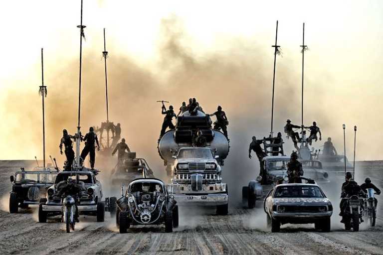 Mad Max Fury Road: la spettacolarità delle riprese prima della post produzione – video Mad Max Fury Road: la spettacolarità delle riprese prima della post produzione – video