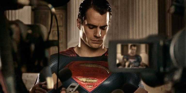 Batman v Superman: Zack Snyder sulla segretezza del finale Batman v Superman: Zack Snyder sulla segretezza del finale