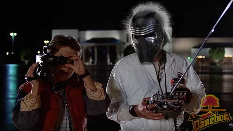 Kylo Ren ricrea scene di film famosi – video Kylo Ren ricrea scene di film famosi – video