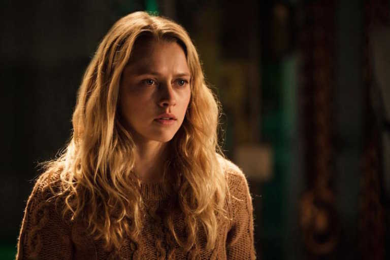 Lights Out: trailer dell’Horror prodotto da James Wan Lights Out: trailer dell’Horror prodotto da James Wan