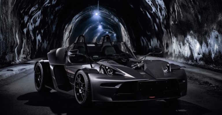 Batmobile: la spettacolare X-Bow GT Black Edition in vendita Batmobile: la spettacolare X-Bow GT Black Edition in vendita