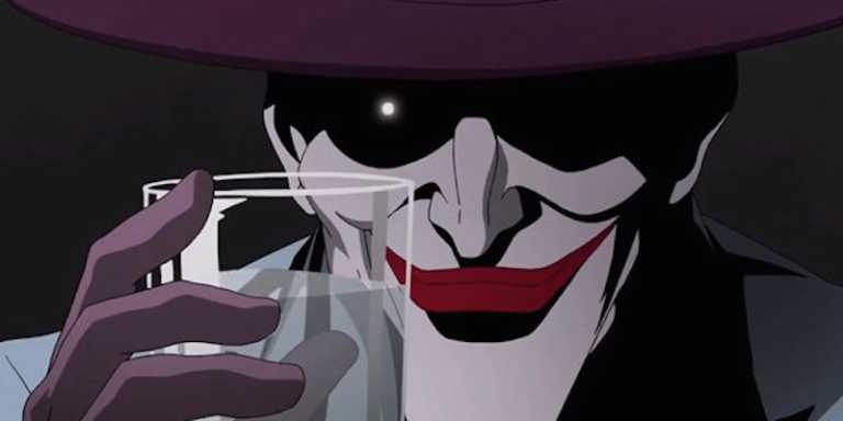 Batman The Killing Joke: il rating suggerisce un adattamento fedele Batman The Killing Joke: il rating suggerisce un adattamento fedele
