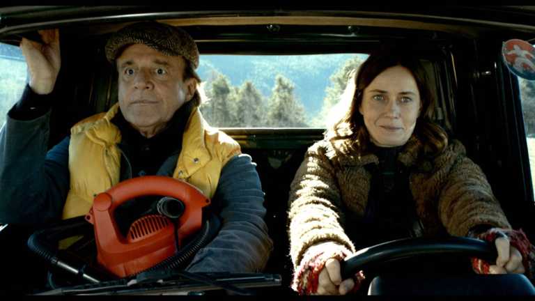 Fraulein: trailer del film con Christian De Sica e Lucia Mascino Fraulein: trailer del film con Christian De Sica e Lucia Mascino
