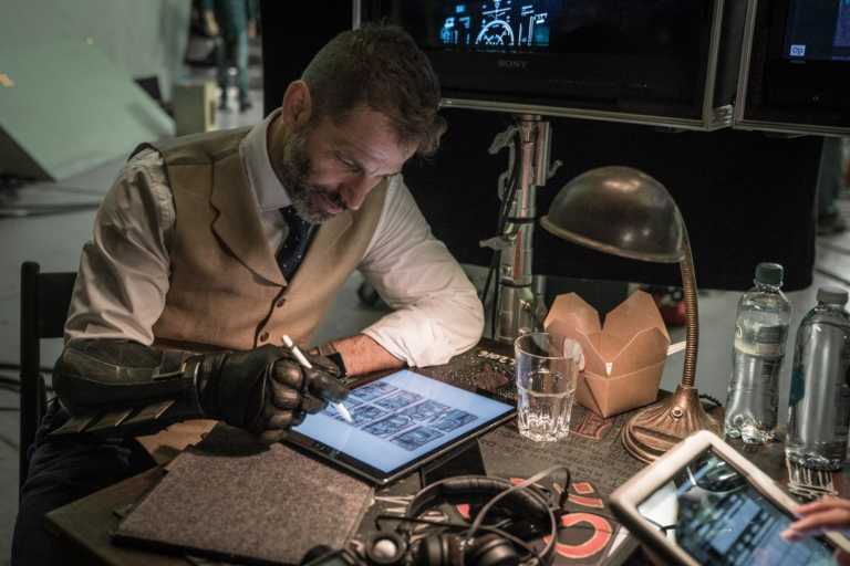 Justice League: il rating del film e il ruolo &ldquo;ufficiale&rdquo; di Zack Snyder