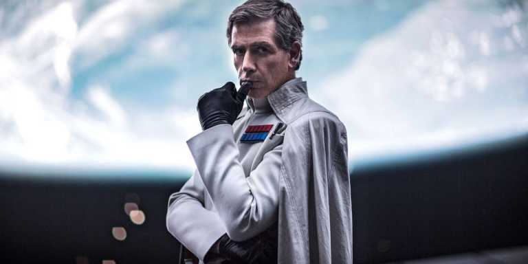 Rogue One A Star Wars Story: un terzo trailer al cinema con Doctor Strange Rogue One A Star Wars Story: un terzo trailer al cinema con Doctor Strange