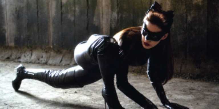 Anne Hathaway tornerebbe nei panni di Catwoman Anne Hathaway tornerebbe nei panni di Catwoman