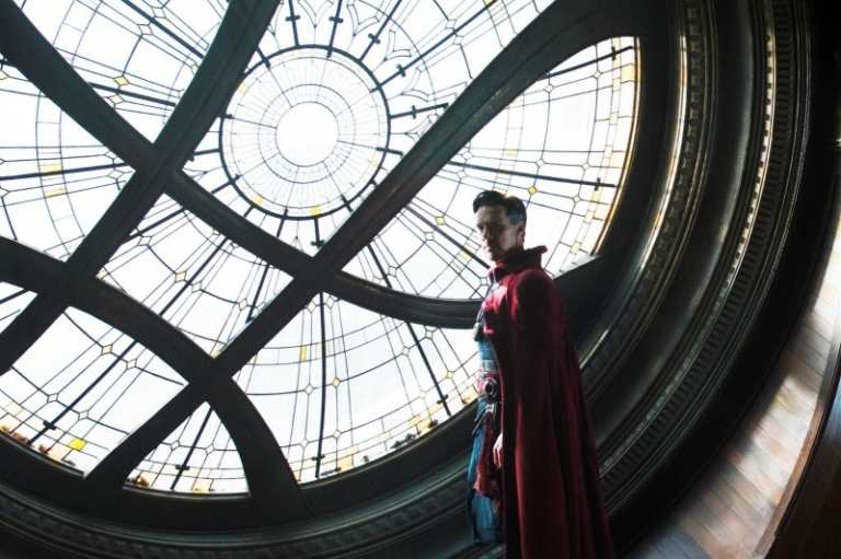 Doctor Strange: Benedict Cumberbatch nel nuovo poster Doctor Strange: Benedict Cumberbatch nel nuovo poster