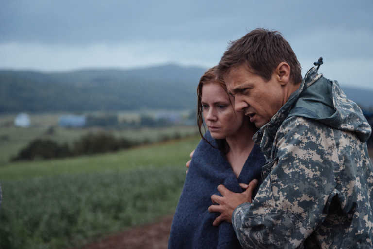 Arrival: Amy Adams e Jeremy Renner nelle nuove immagini Arrival: Amy Adams e Jeremy Renner nelle nuove immagini