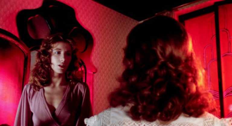 Suspiria: l&rsquo;attrice dell&rsquo;originale elogia il remake di Luca Guadagnino