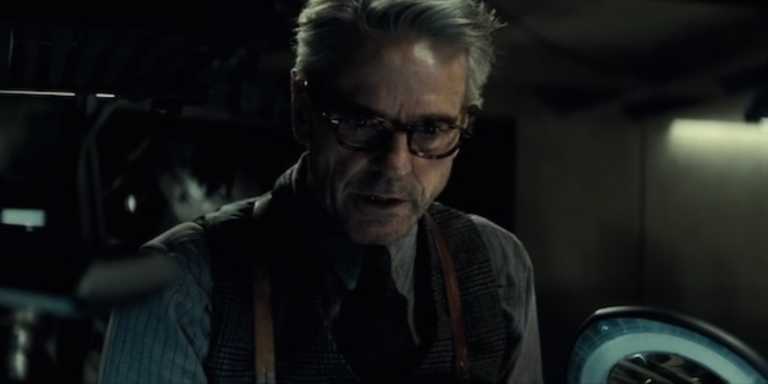 Justice League: Superman incontra Alfred nella scena eliminata Justice League: Superman incontra Alfred nella scena eliminata