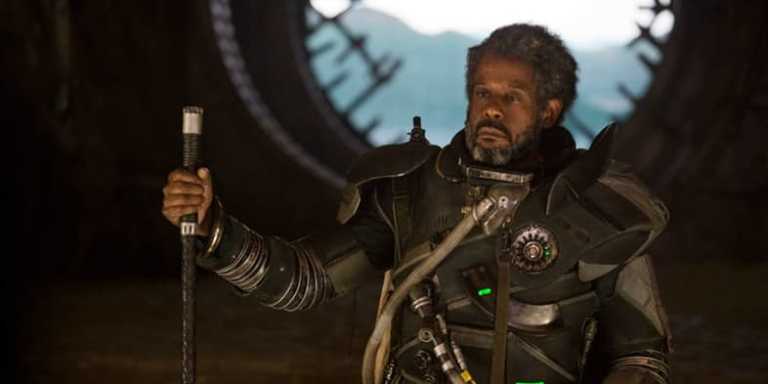Rogue One: Gareth Edwards rivela alcuni indizi nella grotta di Saw Gerrera Rogue One: Gareth Edwards rivela alcuni indizi nella grotta di Saw Gerrera