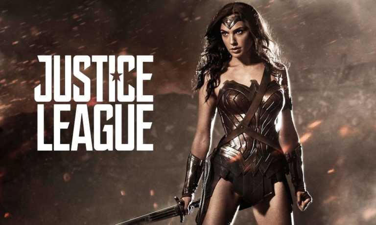Justice League: Wonder Woman pronta alla battaglia – foto Justice League: Wonder Woman pronta alla battaglia – foto