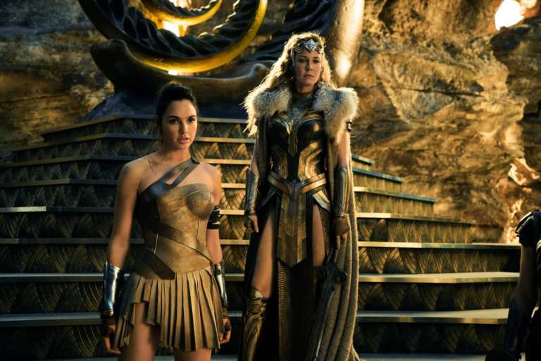 Wonder Woman: Diana e Ippolita nella clip sulla Festa della Mamma Wonder Woman: Diana e Ippolita nella clip sulla Festa della Mamma