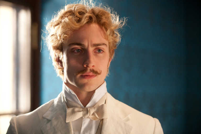 Aaron Taylor-Johnson: sexy e variopinto su Flaunt Aaron Taylor-Johnson: sexy e variopinto su Flaunt