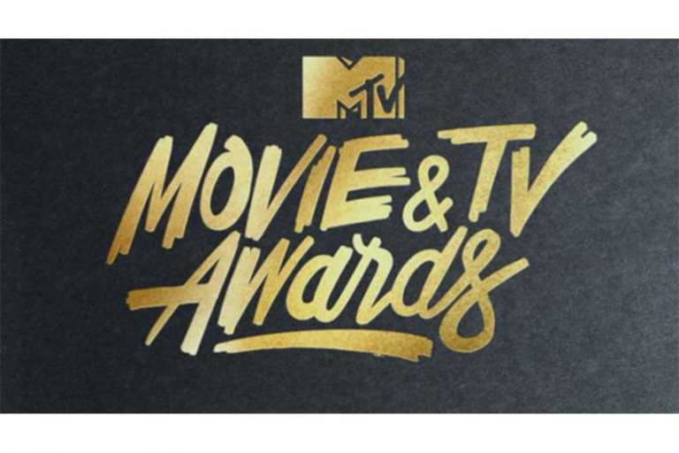 Emma Watson agli MTv Movie Awards 2017: video e foto Emma Watson agli MTv Movie Awards 2017: video e foto
