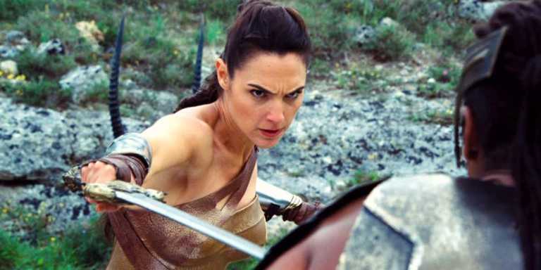Wonder Woman: una nuova foto dal backstage con Gal Gadot Wonder Woman: una nuova foto dal backstage con Gal Gadot