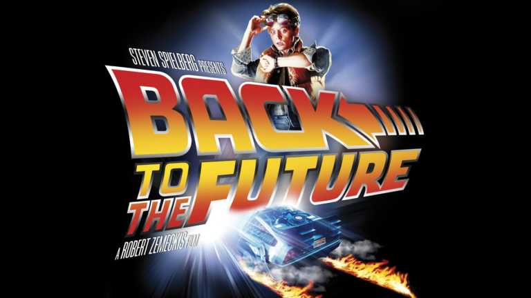 Ritorno al Futuro: raggiunge le 88 miglia orarie con la sua DeLorean ma viene multato