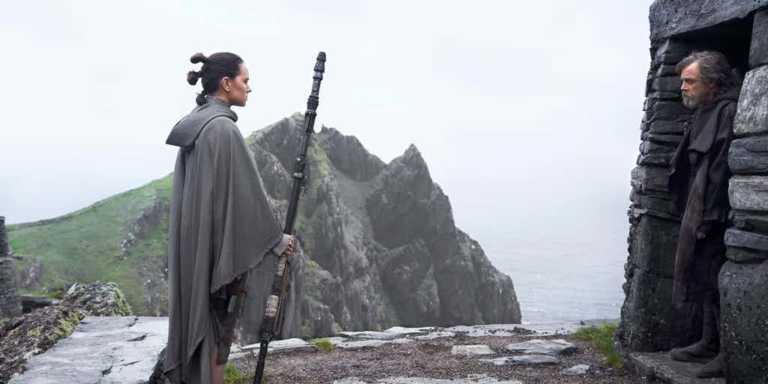 Star Wars Gli ultimi Jedi: Porgs, cicatrici e la guardia pretoriana nelle nuove foto Star Wars Gli ultimi Jedi: Porgs, cicatrici e la guardia pretoriana nelle nuove foto