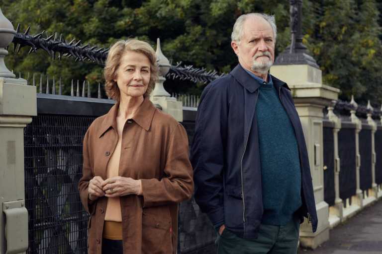 L’altra metà della storia: trailer del film con Charlotte Rampling L’altra metà della storia: trailer del film con Charlotte Rampling