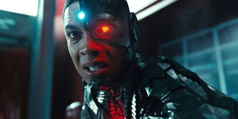 Justice League: ecco il motion poster di Cyborg Justice League: ecco il motion poster di Cyborg