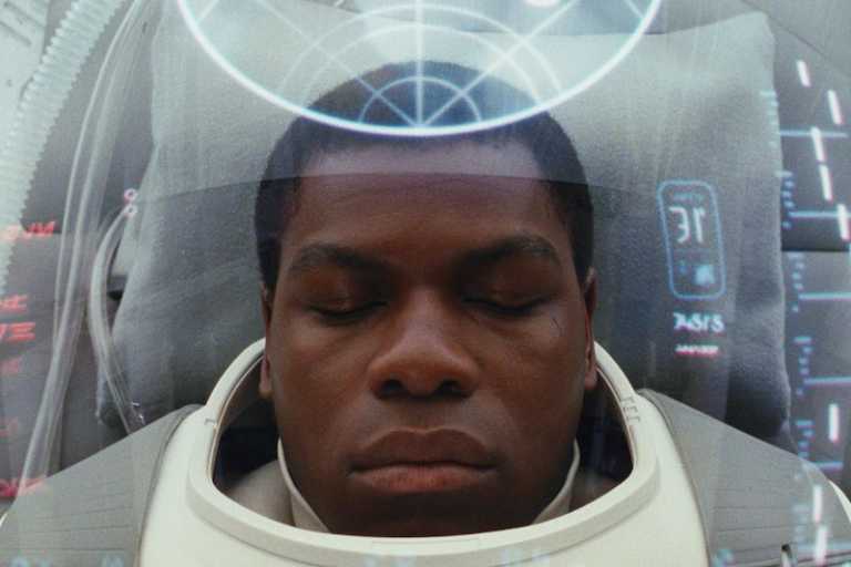 Star Wars: Gli Ultimi Jedi, John Boyega risponde alle critiche negative