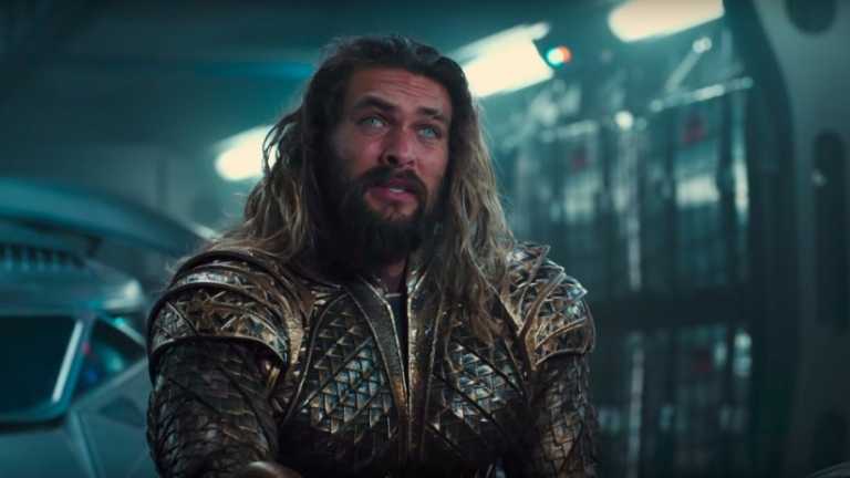 Jason Momoa sostiene Ray Fisher nelle accuse contro la WB