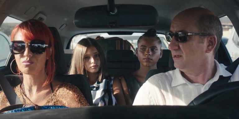 Come un gatto in tangenziale: il trailer ufficiale italiano Come un gatto in tangenziale: il trailer ufficiale italiano