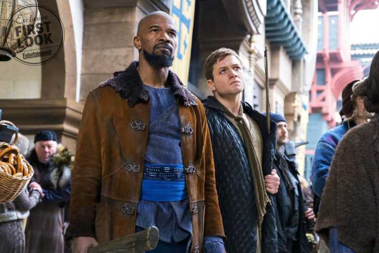 Robin Hood: il simbolo dell’eroe nel nuovo poster Robin Hood: il simbolo dell’eroe nel nuovo poster