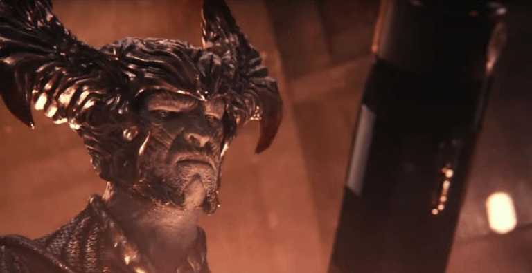 Justice League: un fan ha scovato il fondoschiena di Steppenwolf – foto Justice League: un fan ha scovato il fondoschiena di Steppenwolf – foto