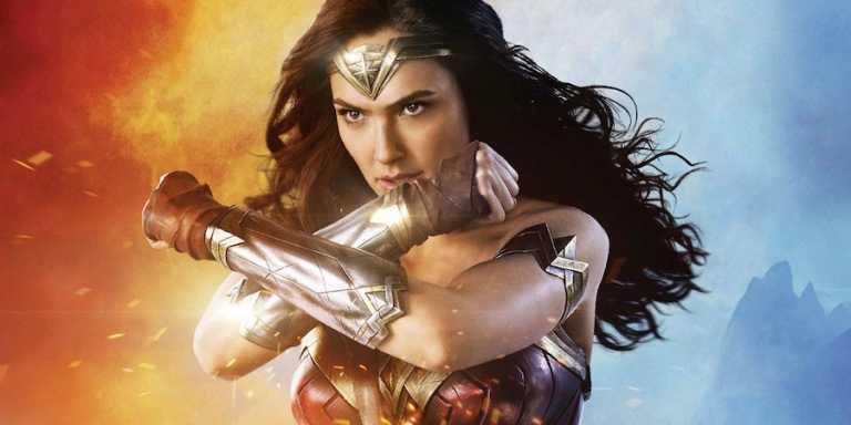 Gal Gadot accusa Deadpool di aver “rubato” la sua posa Gal Gadot accusa Deadpool di aver “rubato” la sua posa