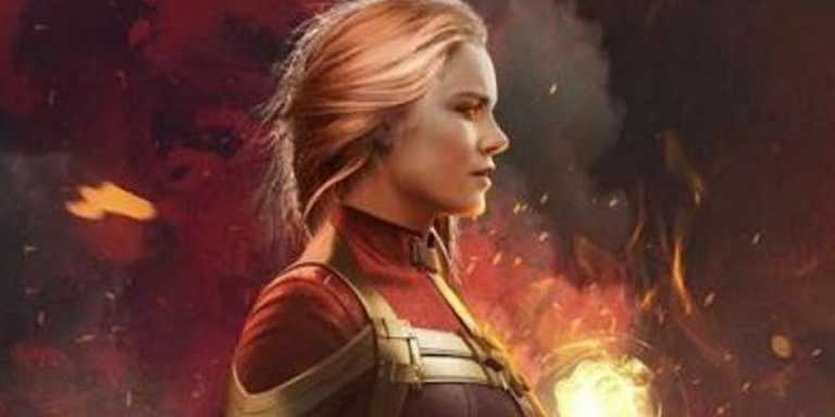Avengers 4: Captain Marvel “veglia” sul cadavere di Steve Rogers – fanart Avengers 4: Captain Marvel “veglia” sul cadavere di Steve Rogers – fanart