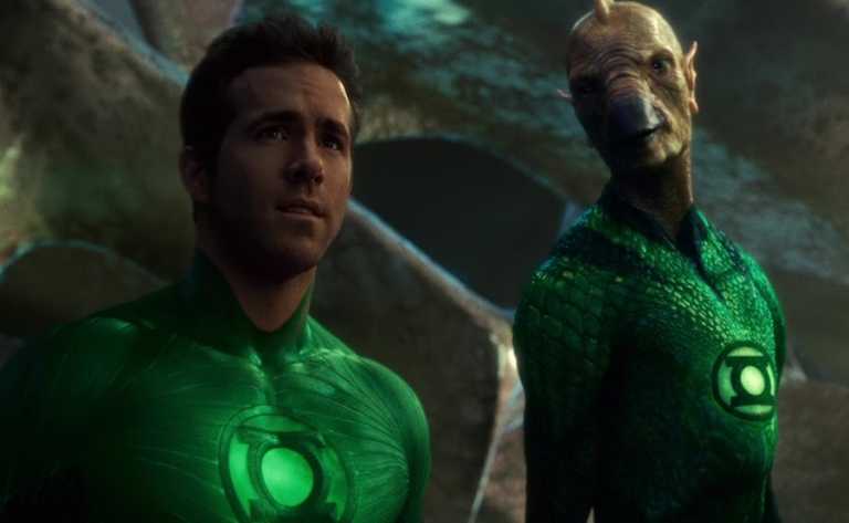 Lanterna Verde: la Warner Bros. riconosce il flop del film e ironizza con Ryan Reynolds Lanterna Verde: la Warner Bros. riconosce il flop del film e ironizza con Ryan Reynolds