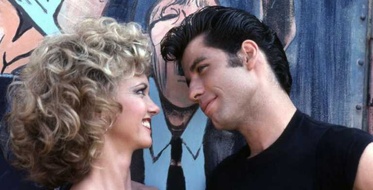John Travolta porge i suoi omaggi a Olivia Newton-John