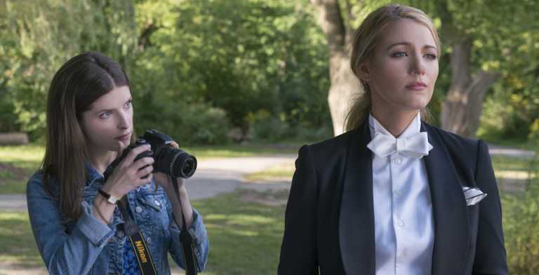 A Simple Favor: Blake Lively e Anna Kendrick nel trailer del film di Paul Feig A Simple Favor: Blake Lively e Anna Kendrick nel trailer del film di Paul Feig