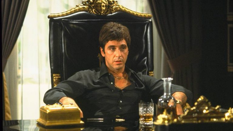 Scarface: la storia vera, 10 curiosit&agrave;, frasi dal film e dove trovarlo in streaming
