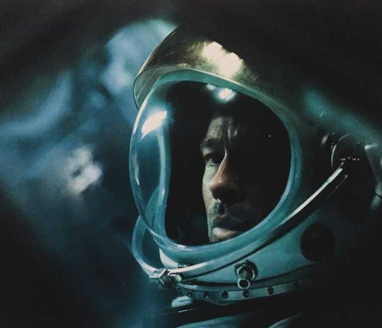 Brad Pitt è il protagonista nella prima immagine da Ad Astra Brad Pitt è il protagonista nella prima immagine da Ad Astra