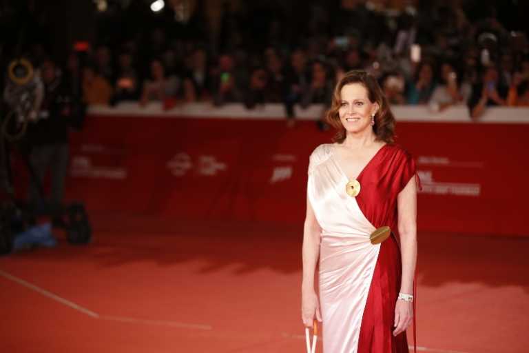 #RomaFF13: Sigourney Weaver porta di Ghostbusters sul red carpet #RomaFF13: Sigourney Weaver porta di Ghostbusters sul red carpet