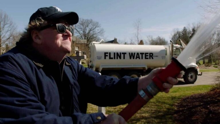 Fahrenheit 11/9: recensione del film di Michael Moore #RomaFF13