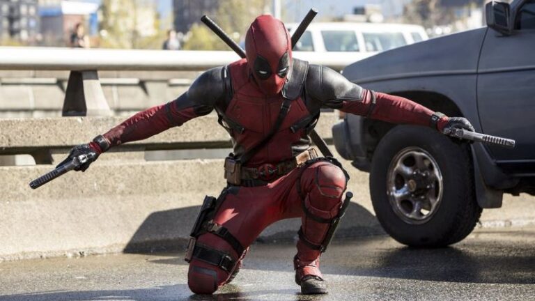 Ryan Reynolds si definisce &ldquo;troppo vecchio&rdquo; per gli stunt di Deadpool 3