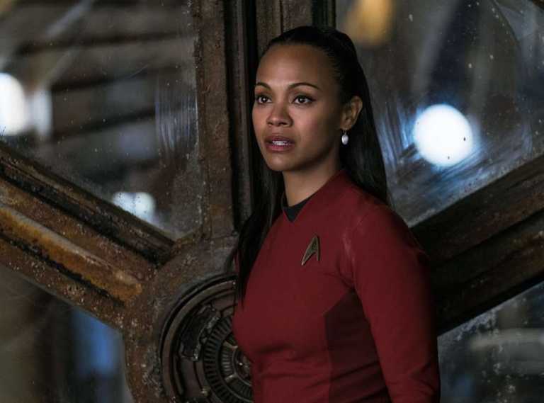 Zoe Saldana: sensuale su Women&rsquo;s Health UK e letale in Guardiani della Galassia