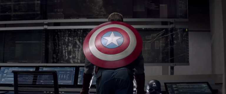 Avengers: Engame, la &ldquo;vera storia&rdquo; dietro il fondoschiena di Captain America
